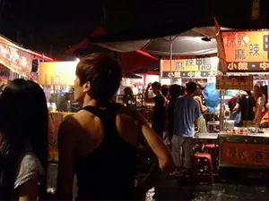 全臺第一～臺南「花園夜市」美味特搜！